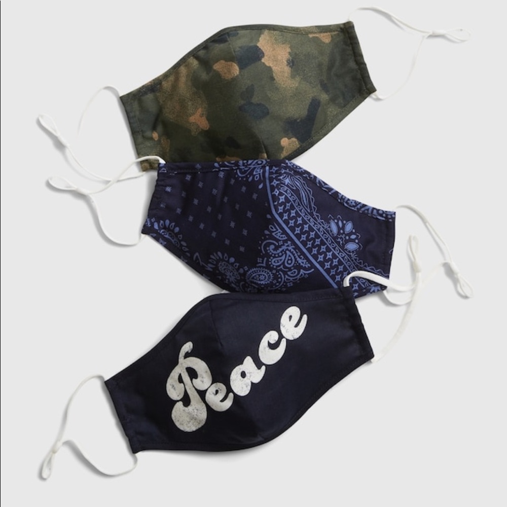 Adult face masks